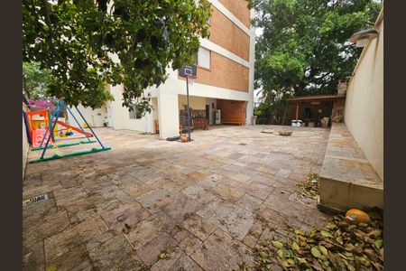 Apartamento à venda com 130m², 3 quartos e 1 vaga Apartamento à venda com 130m², 3 quartos e 1 vagaÁrea comum