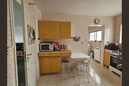 Apartamento à venda com 130m², 3 quartos e 1 vaga Apartamento à venda com 130m², 3 quartos e 1 vagaCozinha