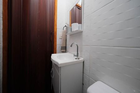 Casa à venda com 90m², 2 quartos e 1 vagaLavabo