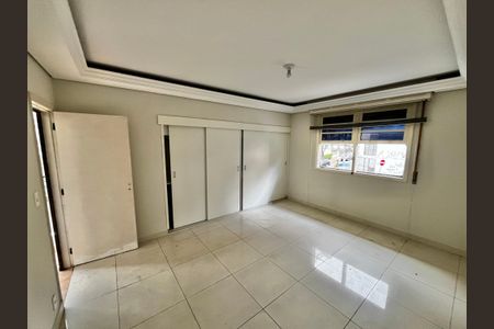 Casa à venda com 198m², 2 quartos e 4 vagas Casa à venda com 198m², 2 quartos e 4 vagasQuarto 2