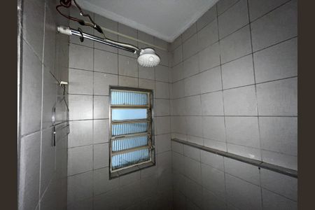 Casa à venda com 198m², 2 quartos e 4 vagas Casa à venda com 198m², 2 quartos e 4 vagasBanheiro de serviço