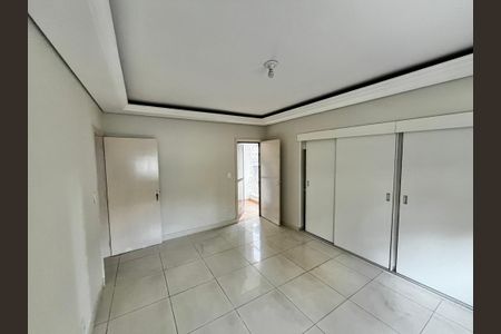 Casa à venda com 198m², 2 quartos e 4 vagas Casa à venda com 198m², 2 quartos e 4 vagasQuarto 2