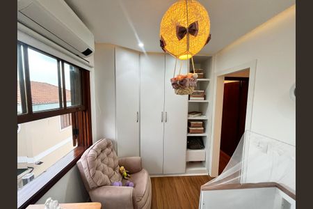 Casa à venda com 200m², 3 quartos e 6 vagas Casa à venda com 200m², 3 quartos e 6 vagasVaranda da Suíte