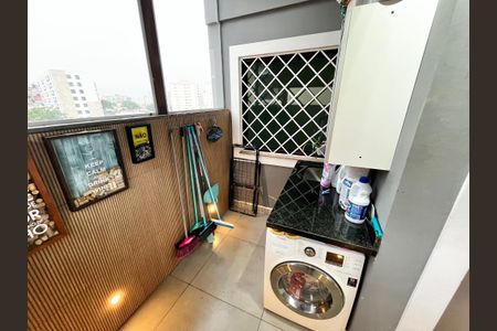 Casa à venda com 200m², 3 quartos e 6 vagas Casa à venda com 200m², 3 quartos e 6 vagasLavanderia