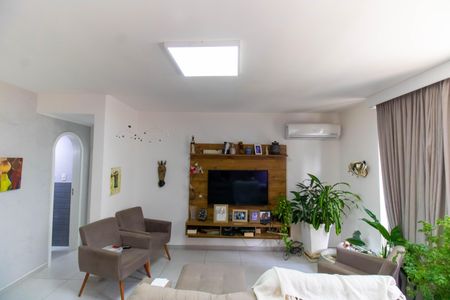 Sala de apartamento à venda com 3 quartos, 200m² em Icaraí, Niterói