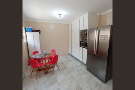 Casa à venda com 206m², 3 quartos e 2 vagasFoto 10