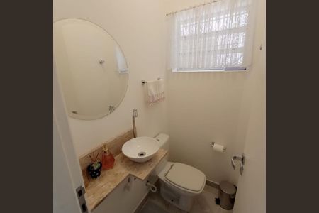 Casa à venda com 206m², 3 quartos e 2 vagasFoto 05