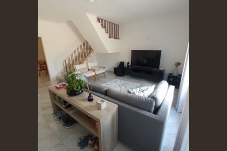 Foto 01 de casa à venda com 3 quartos, 206m² em Bosque da Saúde, São Paulo