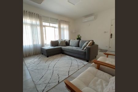 Casa à venda com 206m², 3 quartos e 2 vagasFoto 04