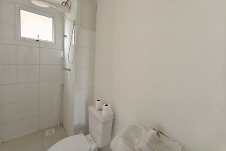 Apartamento à venda com 51m², 2 quartos e 1 vaga Apartamento à venda com 51m², 2 quartos e 1 vagaBanheiro Social