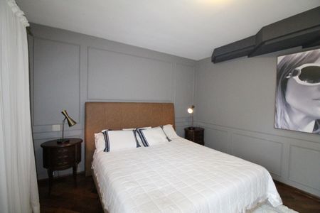 Casa de condomínio para alugar com 450m², 4 quartos e 6 vagasSuíte 1