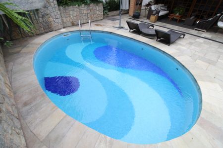 Casa de condomínio para alugar com 450m², 4 quartos e 6 vagasÁrea Externa