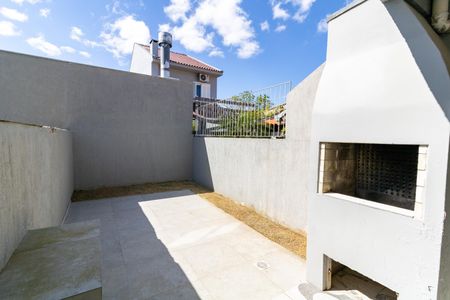 Casa à venda com 100m², 2 quartos e 2 vagasQuintal