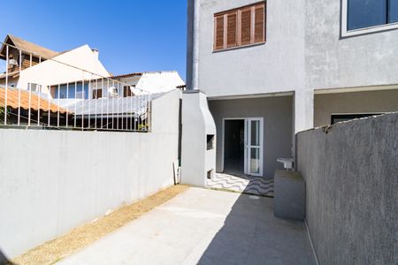 Casa à venda com 100m², 2 quartos e 2 vagasQuintal