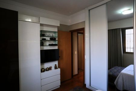 Apartamento à venda com 254m², 3 quartos e 3 vagasSuíte