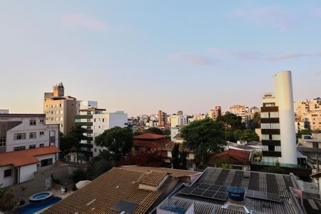 Apartamento à venda com 254m², 3 quartos e 3 vagasVista