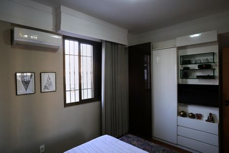 Apartamento à venda com 254m², 3 quartos e 3 vagasSuíte