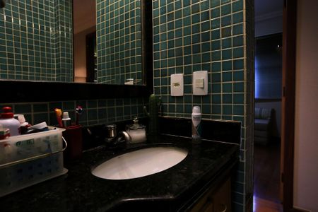 Apartamento à venda com 254m², 3 quartos e 3 vagasBanheiro