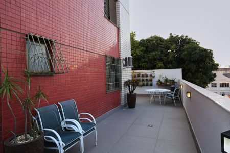 Apartamento à venda com 254m², 3 quartos e 3 vagasÁrea externa