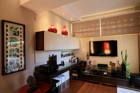 Apartamento à venda com 254m², 3 quartos e 3 vagasSala de TV