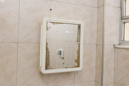 Apartamento à venda com 64m², 2 quartos e sem vaga Apartamento à venda com 64m², 2 quartos e sem vagaBanheiro Social