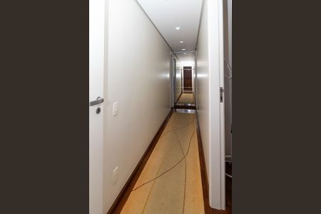 Apartamento à venda com 172m², 3 quartos e 3 vagasCorredor