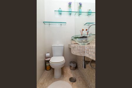 Apartamento à venda com 172m², 3 quartos e 3 vagasLavabo