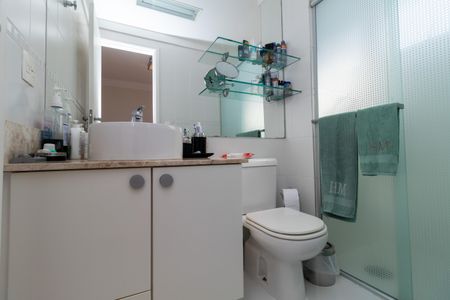 Apartamento à venda com 172m², 3 quartos e 3 vagasBanheiro da Suíte 2