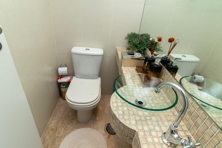 Apartamento à venda com 172m², 3 quartos e 3 vagasLavabo