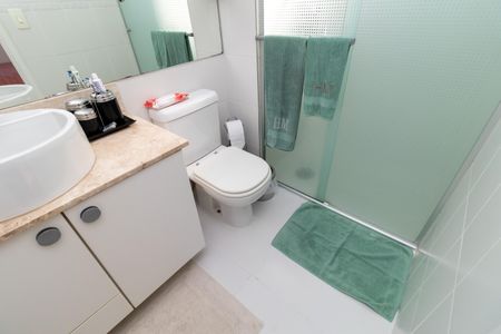 Apartamento à venda com 172m², 3 quartos e 3 vagasBanheiro da Suíte 2