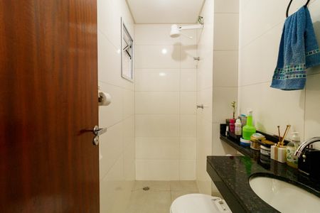 Apartamento à venda com 57m², 2 quartos e sem vagaBanheiro