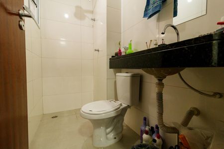 Apartamento à venda com 57m², 2 quartos e sem vagaBanheiro