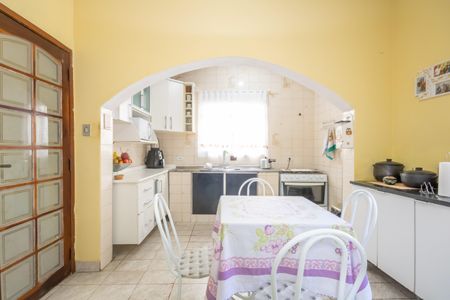 Apartamento à venda com 400m², 4 quartos e 2 vagas Apartamento à venda com 400m², 4 quartos e 2 vagasCozinha