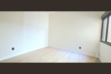 Casa à venda com 232m², 3 quartos e 3 vagas Casa à venda com 232m², 3 quartos e 3 vagasQuarto 1