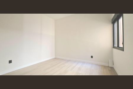 Casa à venda com 232m², 3 quartos e 3 vagas Casa à venda com 232m², 3 quartos e 3 vagasQuarto 1