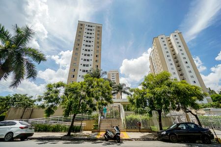 Apartamento à venda com 49m², 2 quartos e 1 vagaFachada