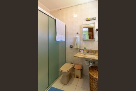 Casa à venda com 359m², 3 quartos e 2 vagas Casa à venda com 359m², 3 quartos e 2 vagasBanheiro da Suíte 1