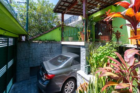 Casa à venda com 359m², 3 quartos e 2 vagas Casa à venda com 359m², 3 quartos e 2 vagasJardim