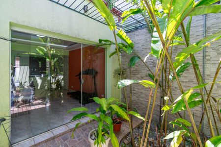 Casa à venda com 359m², 3 quartos e 2 vagas Casa à venda com 359m², 3 quartos e 2 vagasJardim de inverno