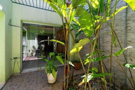 Casa à venda com 359m², 3 quartos e 2 vagas Casa à venda com 359m², 3 quartos e 2 vagasSuíte 2