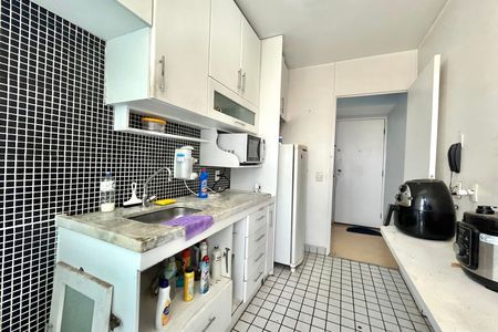 Apartamento à venda com 53m², 2 quartos e 1 vaga Apartamento à venda com 53m², 2 quartos e 1 vagaCozinha