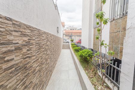 Apartamento à venda com 81m², 2 quartos e 1 vagaHall de entrada