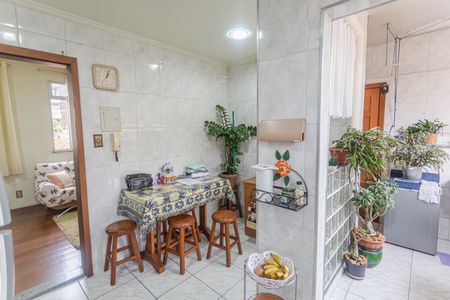 Apartamento à venda com 81m², 2 quartos e 1 vagaCozinha