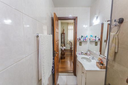 Apartamento à venda com 81m², 2 quartos e 1 vagaBanheiro Social