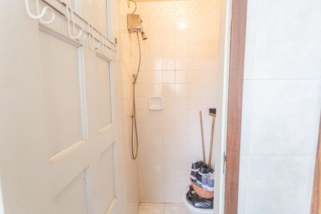 Apartamento à venda com 81m², 2 quartos e 1 vagaBanheiro de serviço