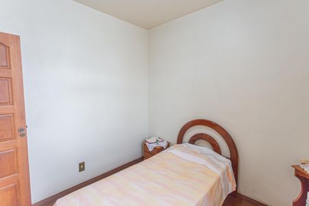 Apartamento à venda com 81m², 2 quartos e 1 vagaQuarto 2