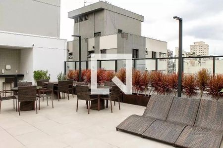 Apartamento para alugar com 31m², 1 quarto e sem vaga Apartamento para alugar com 31m², 1 quarto e sem vagaÁrea comum - Piscina