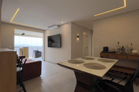 Apartamento à venda com 68m², 2 quartos e 1 vaga Apartamento à venda com 68m², 2 quartos e 1 vagaSala