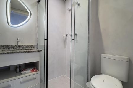 Apartamento à venda com 68m², 2 quartos e 1 vaga Apartamento à venda com 68m², 2 quartos e 1 vagaBanheiro