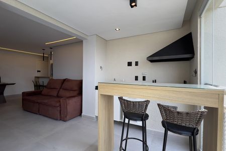 Apartamento à venda com 68m², 2 quartos e 1 vaga Apartamento à venda com 68m², 2 quartos e 1 vagaVaranda gourmet